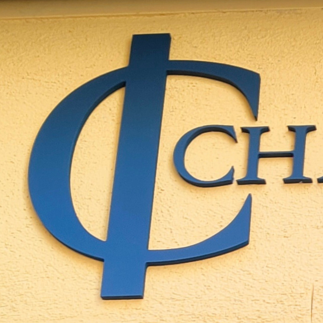 Rótulo creado con letras pvc